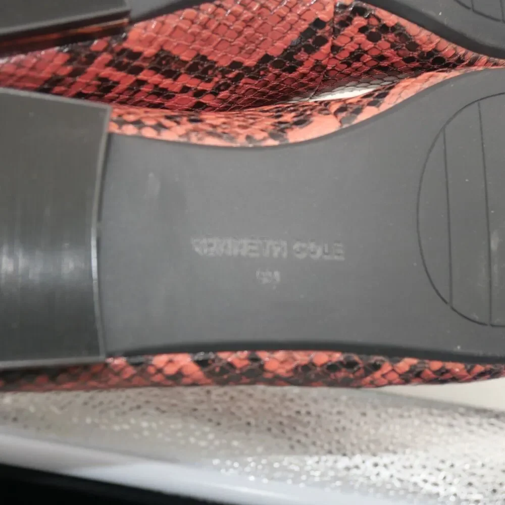 NEW Kenneth Cole Balance Ballet leather Flats Women's 9 Salmon Black Snakeskin - Picture 8 of 9